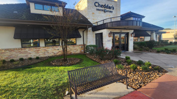 Cheddar's Scratch Kitchen food