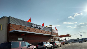 Mcdonald's outside