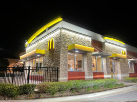 Mcdonald's outside