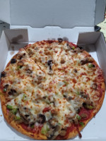 Pj's Paesan's Pizza In Hunt food