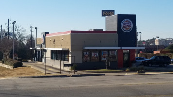 Burger King outside