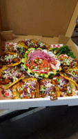 Yuyo's Pizza Mexican Kitchen food