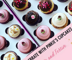 Pinkie's Cupcake Cafe inside