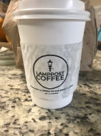 Lamppost Coffee outside
