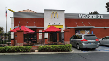 Mcdonald's outside