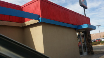 Domino's Pizza outside