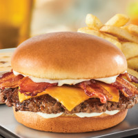 Red Robin Gourmet Burgers And Brews food