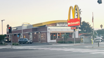 Mcdonald's outside