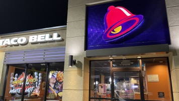 Taco Bell food