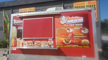 Antojitos Como En Casa (food Truck) outside