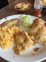 Chalo's Casa Reynoso food