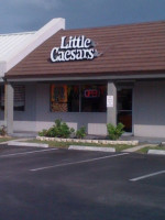 Little Caesars Pizza outside