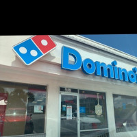 Domino's Pizza outside