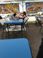 San Carlos Mariscos Y Cahuamanta food