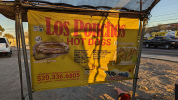 Los Panchos Hot Dogs outside