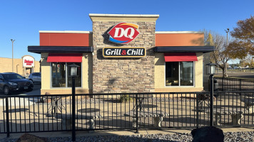 Dairy Queen Grill Chill outside