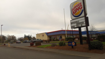 Burger King outside