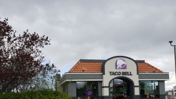 Taco Bell outside