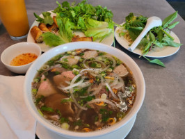 Vietnam's Pearl food
