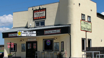 The Bicknell Theater/reel Bites Cafe outside