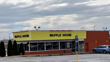 Waffle House outside