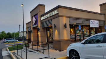 Taco Bell outside