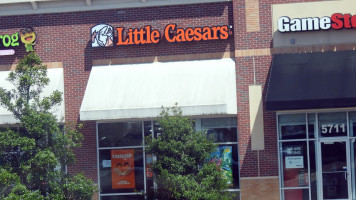 Little Caesars Pizza food