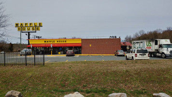 Waffle House outside