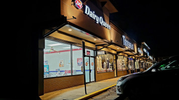 Dairy Queen (treat) outside