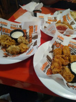 Hooters food