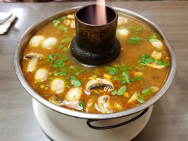 Chillin Thai Cuisine food