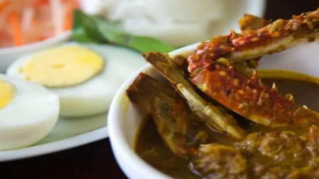 Luv2Eat Thai Bistro food