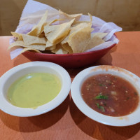 Brenda's Taqueria food