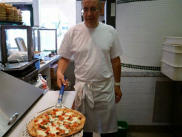 Tonino's Place Pizzeria food