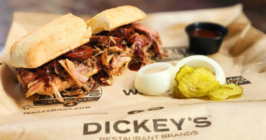 Dickey's Barbecue Pit food