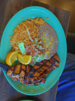 Los Dos Agaves food