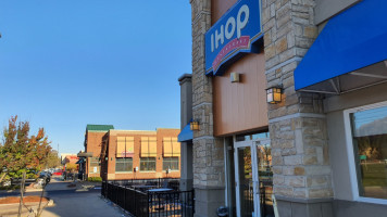 Ihop outside