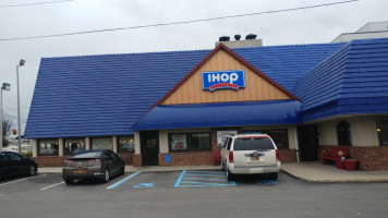 Ihop outside