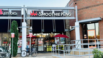 Smoothie King food