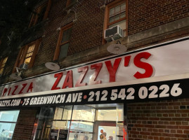 Zazzy's Pizza food