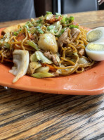 E&t Thai Food food