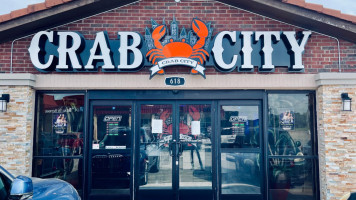 Crab City inside