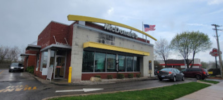 Mcdonald's outside