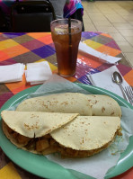 Las Tapatias Mexican Cafe food