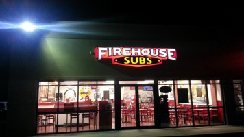 Firehouse Subs Fairmont Plaza food