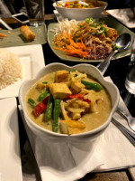 Thai Thani Kitchen food