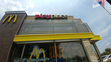 Mcdonald's outside