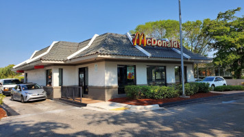 Mcdonald's outside