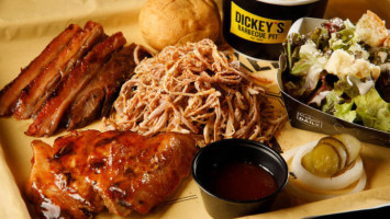 Dickey's Barbecue Pit food