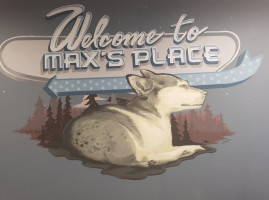 Max's Place inside